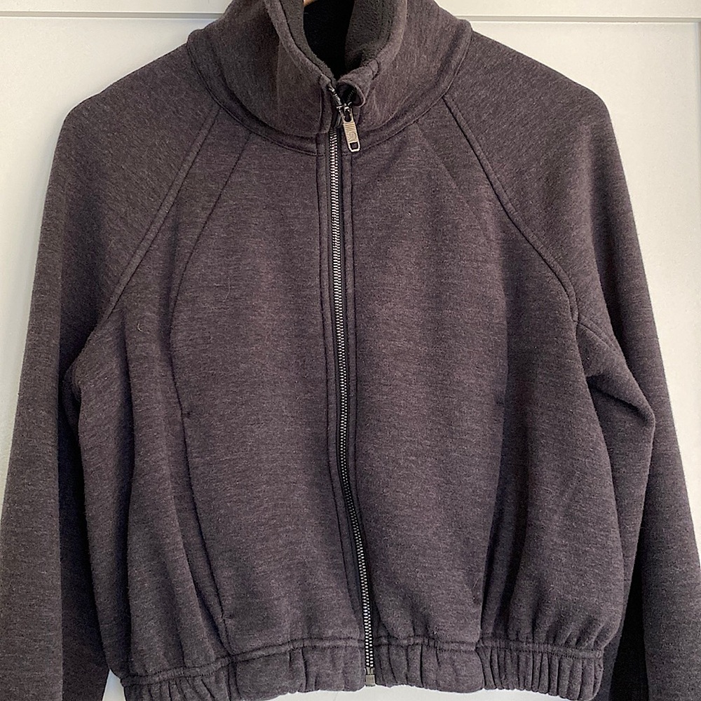 Lululemon Plush Times Jacket Heathered grey Core Black size 8 ⭐️⭐️⭐️⭐️ - Picture 6 of 16